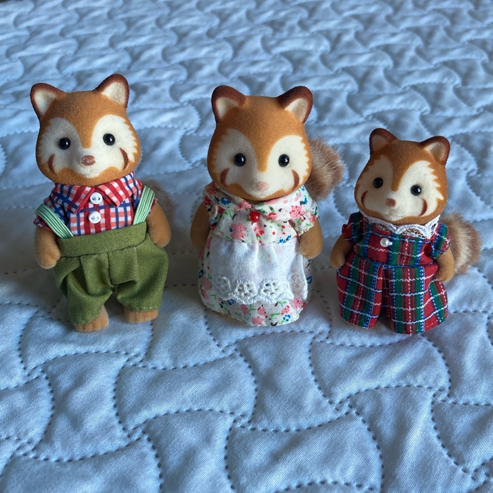 Calico Critters Red Panda Family